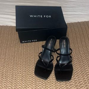 NWT WHITE FOX BONNIE MULES BLACK SIZE 9